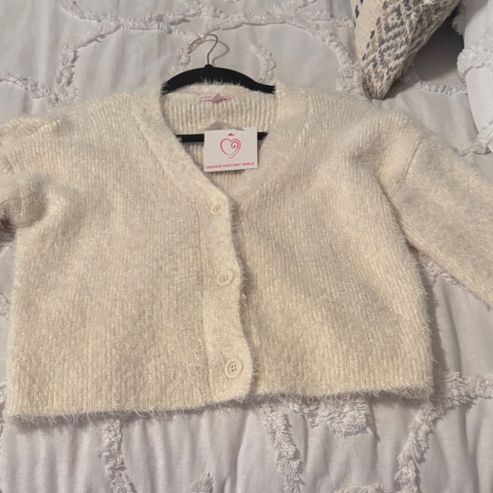 Design History Cream Fuzzy Cardigan